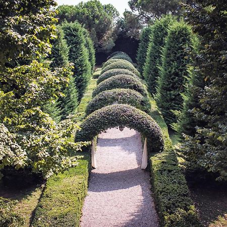 Villa Verganti Veronesi Inveruno Exteriör bild