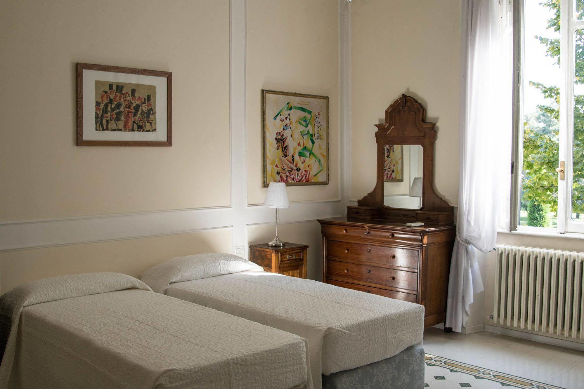 Villa Verganti Veronesi Inveruno Exteriör bild